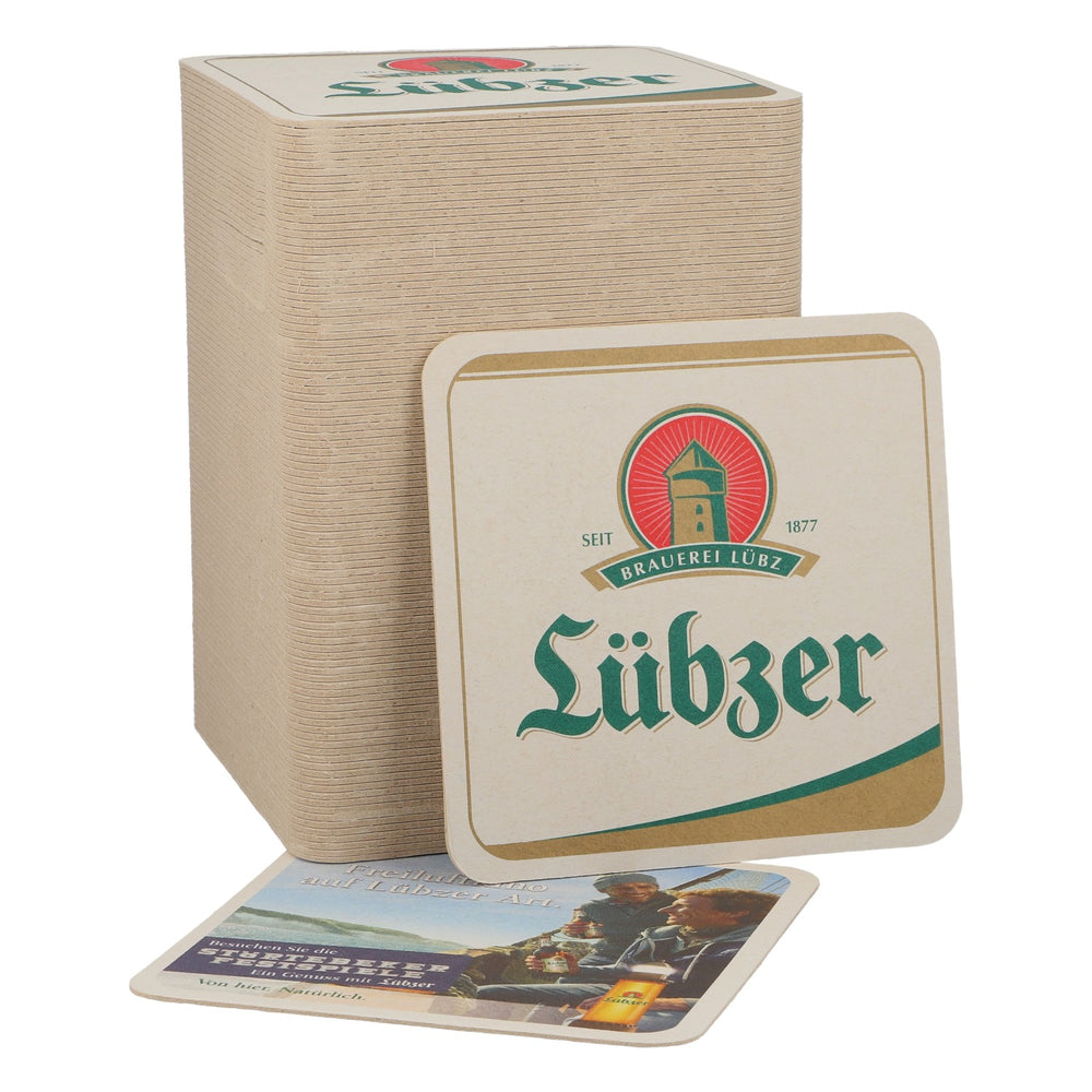 100 sztuk podkładek pod piwo „Lübzer Bier” – kino plenerowe w stylu Lübzer, nowość w barze