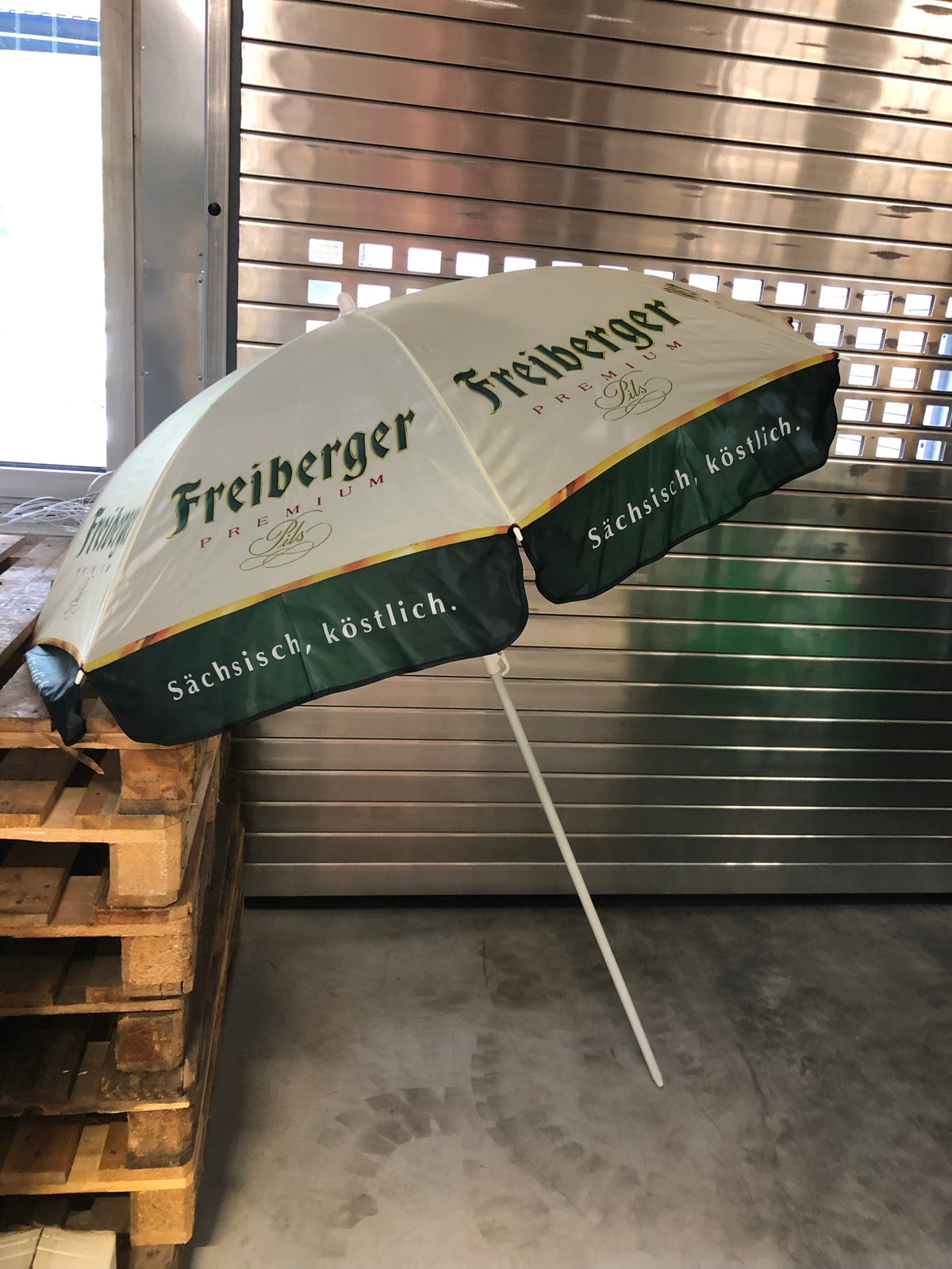 1x Parasol piwny Freiberger żółto-zielony 1,50m