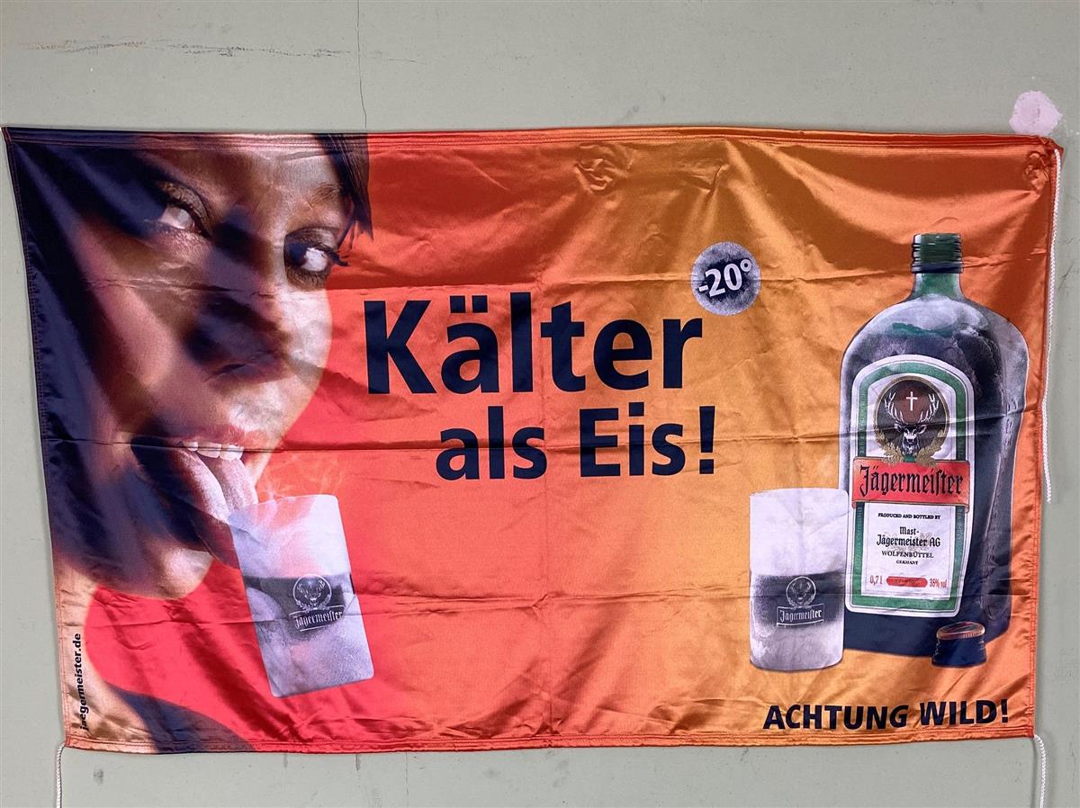 1x Flaga likieru Jägermeister zimniejsza niż lód 150 x 90 cm