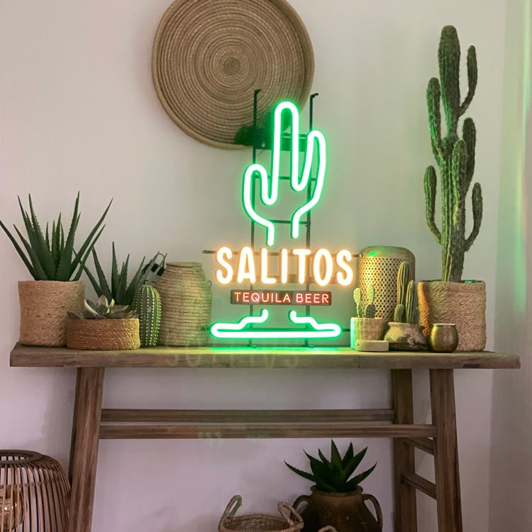 1x znak LED piwa Salitos neonowy kaktus 46,5 x 73 x 9 – Widok 3