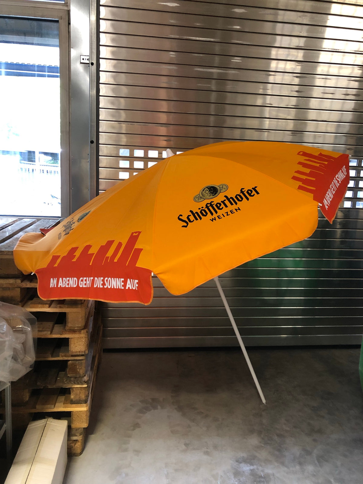 1x Parasol Piwny Schöfferhofer Z Podstawą 2m