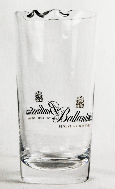 Ballantines Whisky Pitcher Karafka z nalewakiem „Finest Scotch” ze szkła – Widok 2
