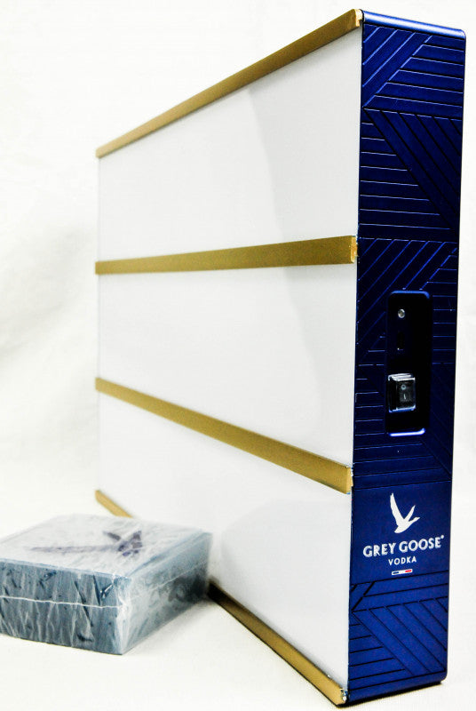 Neonowa reklama Grey Goose LED Light Box z dekoracyjnymi literami – dekoracja barowa – Widok 5