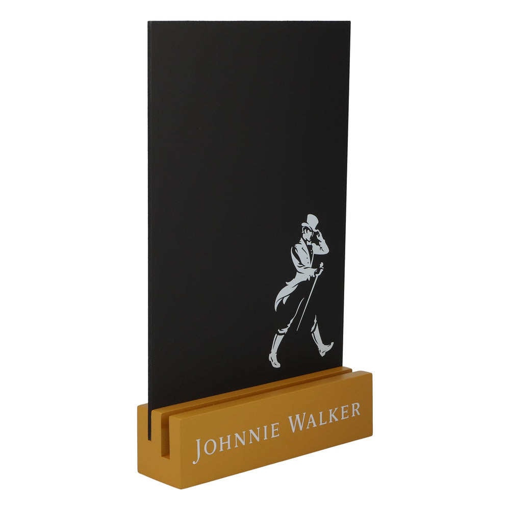 Mała drewniana tabliczka kredowa z motywem whisky Johnnie Walker – dekoracja barowa