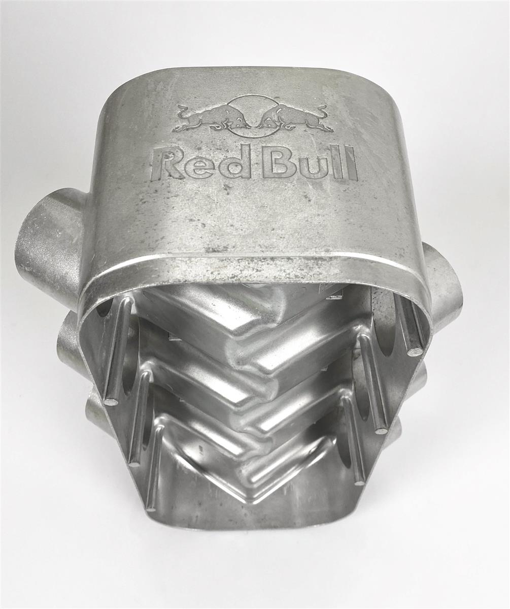 Red Bull Energy Chłodziarka do butelek Pojemnik na kostki lodu Blok silnika Metal – Widok 7