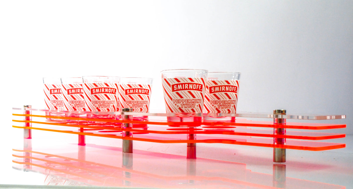 Taca do serwowania shotów Smirnoff Peppermint Twist 8 shotów – dekoracja barowa – Widok 4