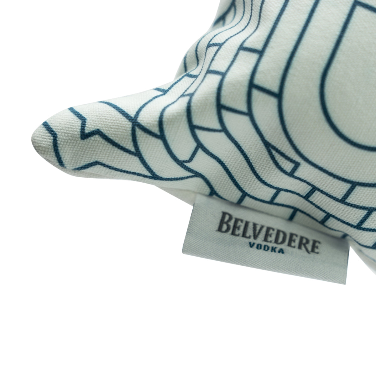 1x biała poduszka Belvedere Vodka z niebieskim logo – Widok 4