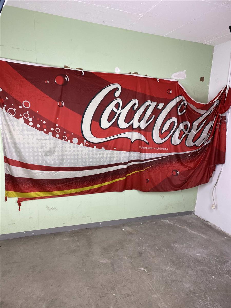 1x baner flagowy Coca Cola Softdrinks 400x 150 napisów