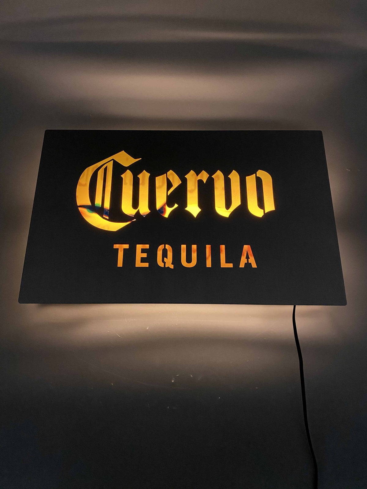 1x Jose Cuervo Tequila neon LED srebrny z żółtym światłem – Widok 2