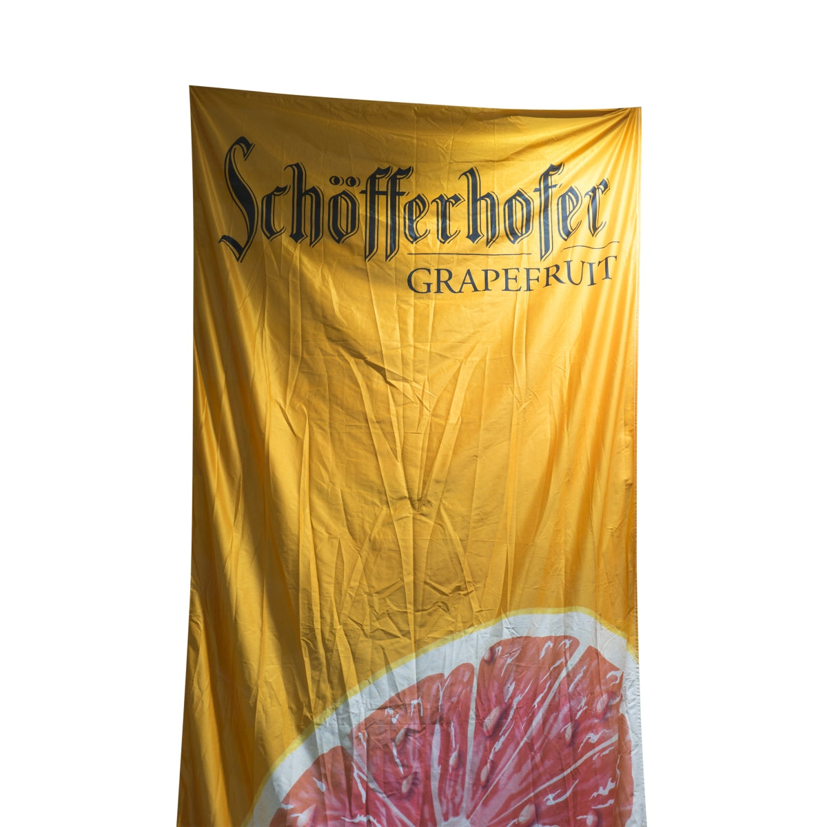 1x Schöfferhofer Beer Flag Orange Grapefruit Vertical – Widok 3