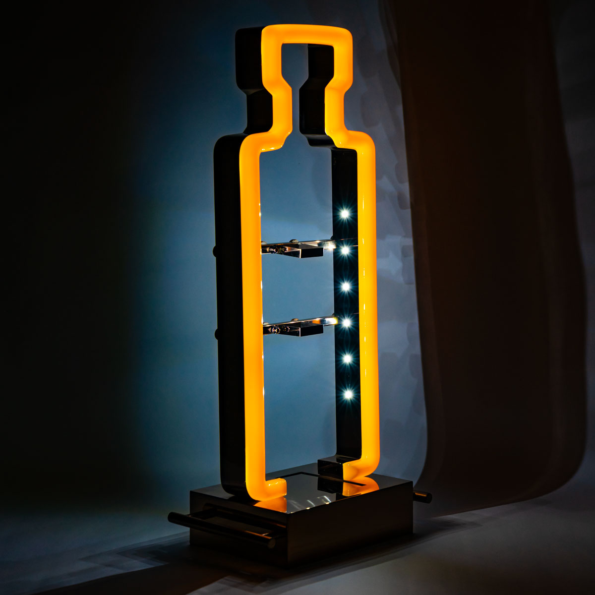 Absolut Vodka Elyx LED Glorifier Bottle Podświetlana reklama w kształcie wyświetlacza – Widok 7