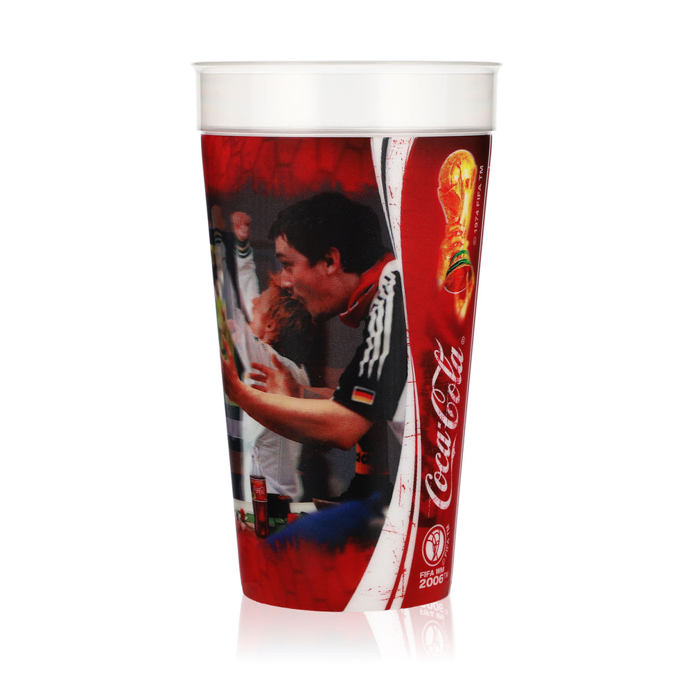 Szklanka do napojów bezalkoholowych Coca-Cola 0,5 l – motyw 3D z Mistrzostw Świata w Piłce Nożnej FIFA 2006 – kubek wielokrotnego użytku z tworzywa sztucznego