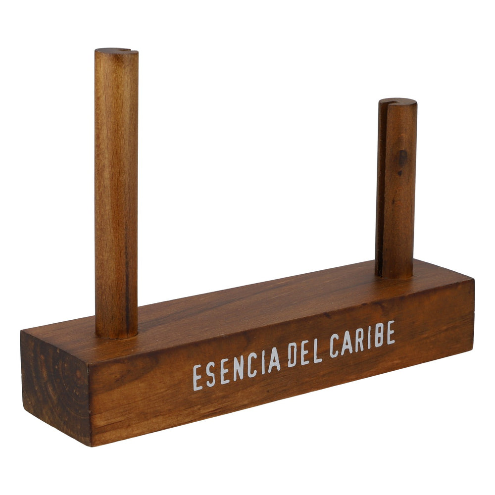 Esencia del Caribe – drewniany stojak na stolik z rumem i wizytówkami, bar nr 1, Karaiby