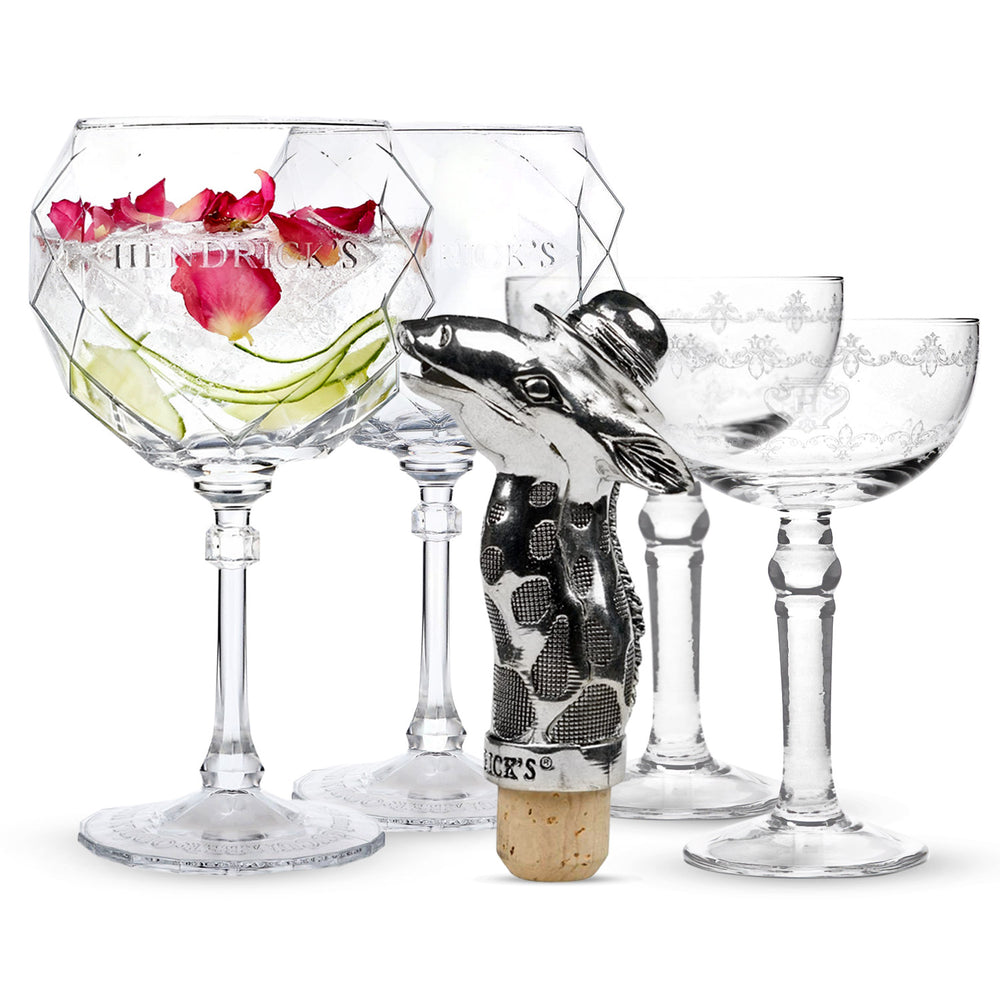 Zestaw Hendricks Gin Bar Bundle Set I zawierający 2 szklanki balonowe, 2 kieliszki z metalową nalewką